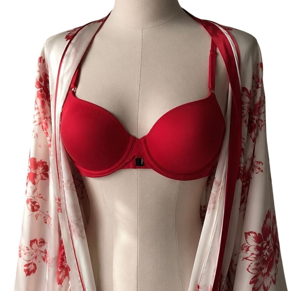 Victoria’s Secret Body by Victoria Bra 34B Red Underwire Lightly Lined